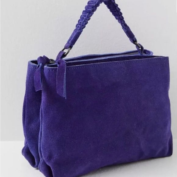 NWOT Free People Cody Crossbody Handbag Purple
Suede Double Zip Purse Bag $78. - Picture 3 of 12